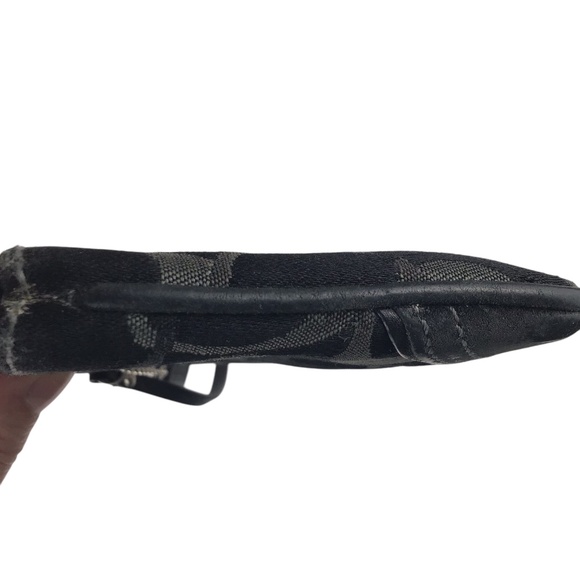 Coach Wristlet - Picture 9 of 13